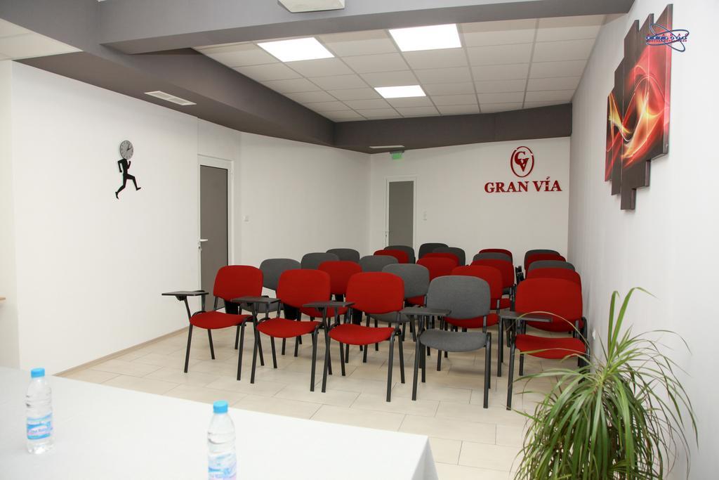 Gran Via Hotel Burgas ภายนอก รูปภาพ