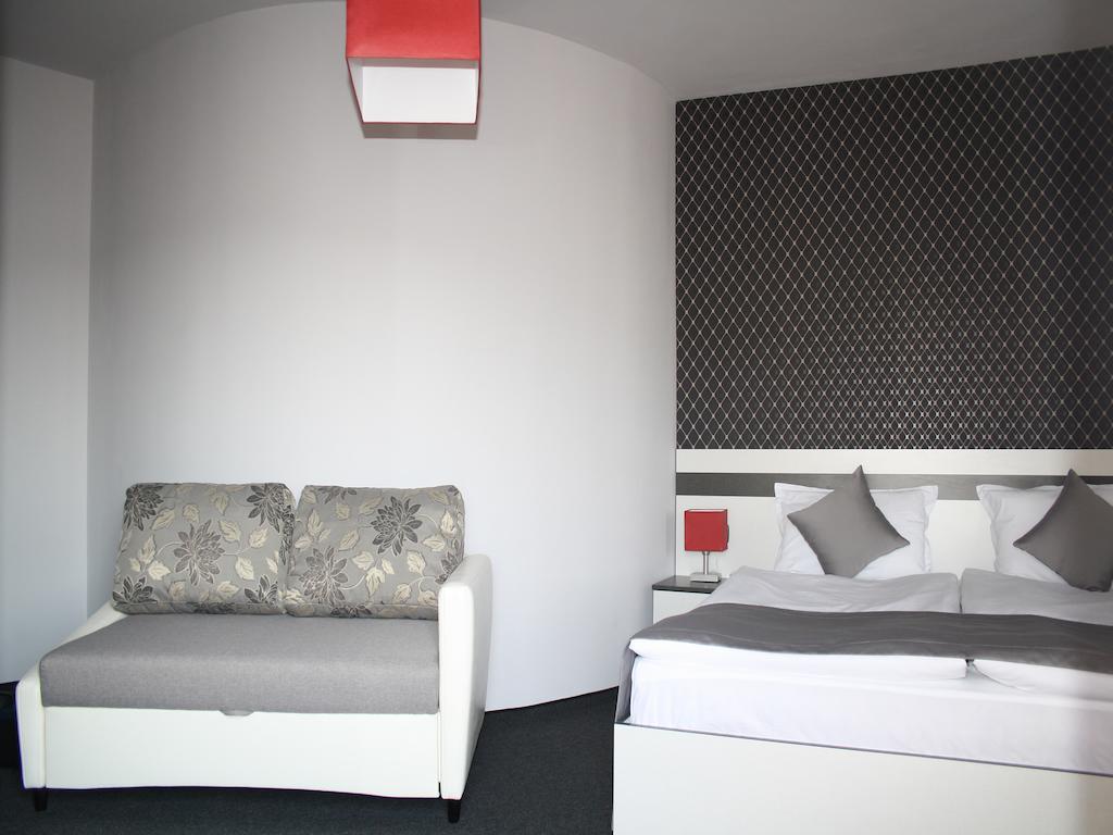 Gran Via Hotel Burgas ภายนอก รูปภาพ