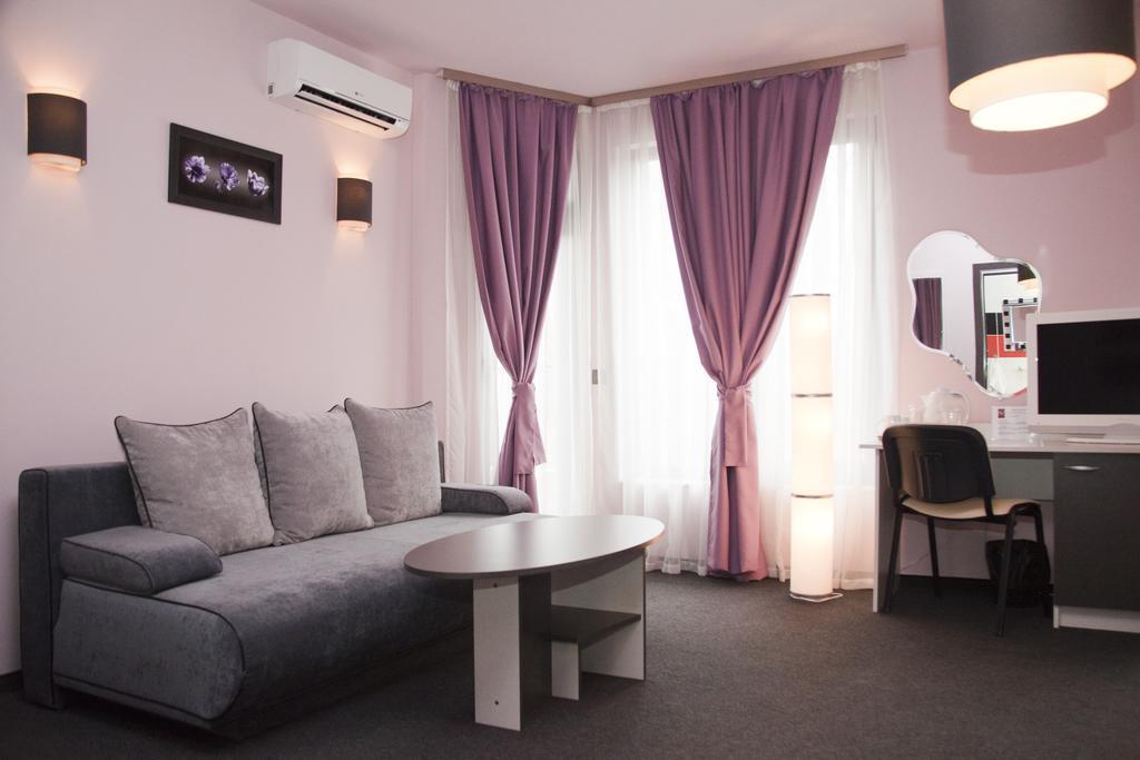 Gran Via Hotel Burgas ภายนอก รูปภาพ
