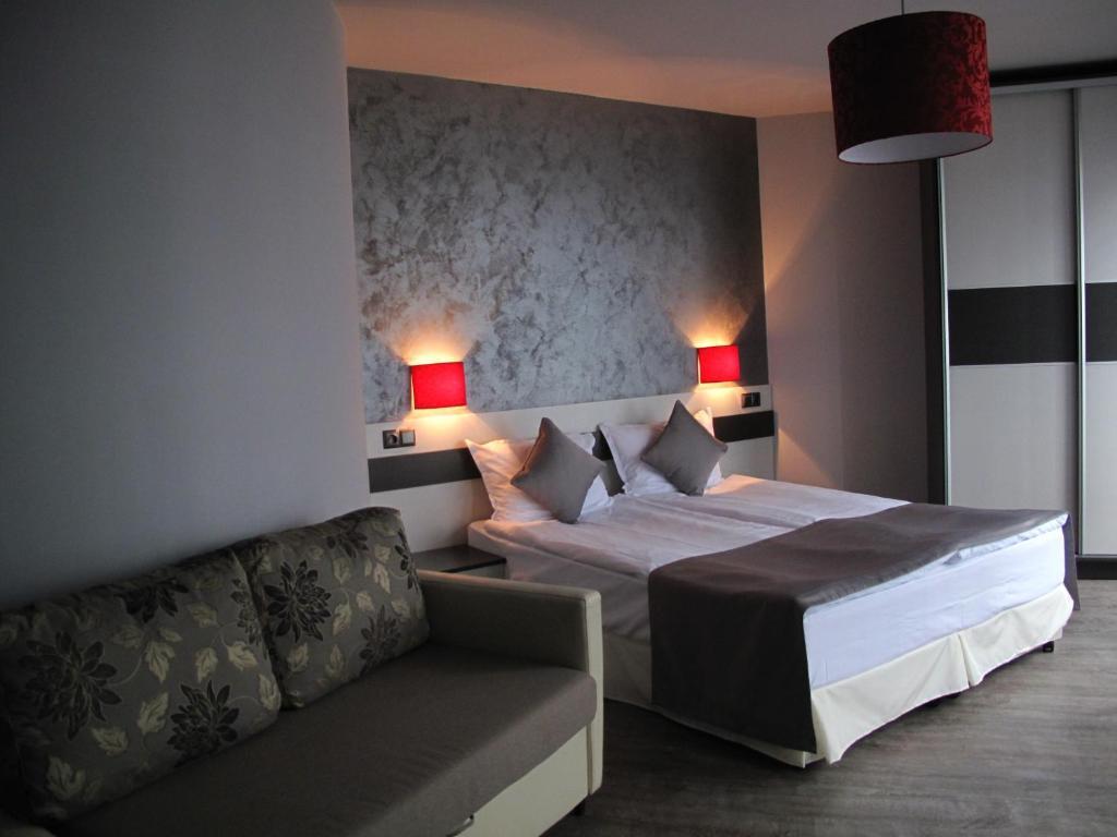 Gran Via Hotel Burgas ภายนอก รูปภาพ